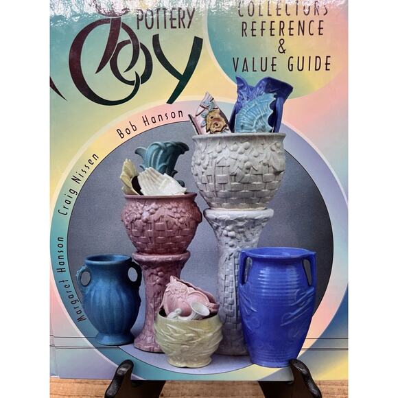 McCoy Pottery Collectors Reference and Value Guide by Hanson, Bob; Nissen, Graig - Picture 2 of 8
